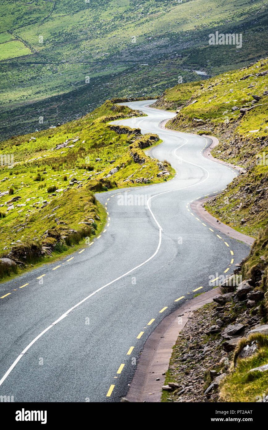 Conor Pass (Connor Pass), der Halbinsel Dingle in der Grafschaft Kerry, Provinz Munster, Irland, Europa, biegen Mountain Road, Stockfoto
