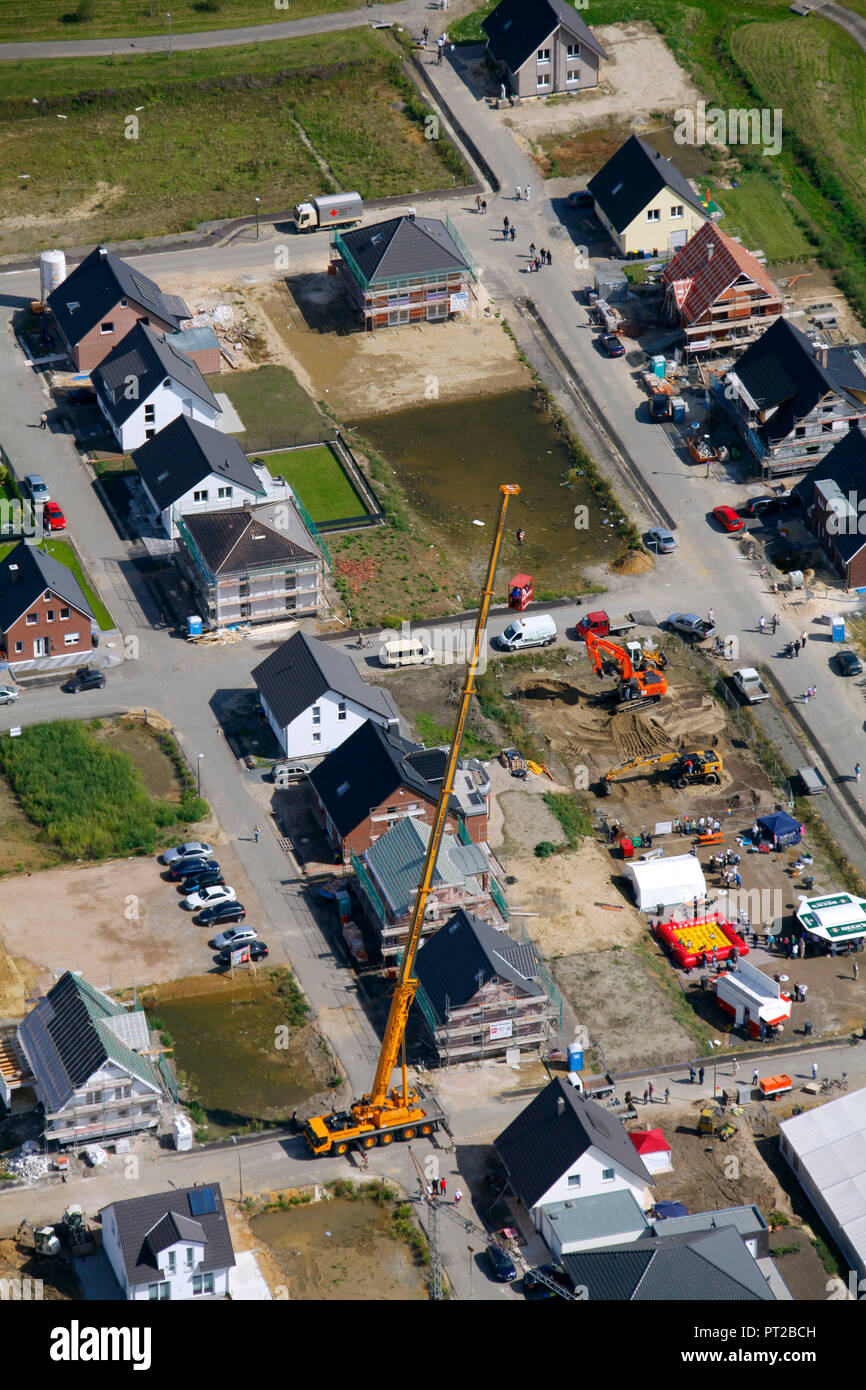 Luftaufnahme, Sommerfest auf der Maybacher Heide, neues Gehäuse Entwicklung, Entwicklung Firma Maybacher Heide, Recklinghausen, Ruhrgebiet, Nordrhein-Westfalen, Deutschland, Europa, Stockfoto