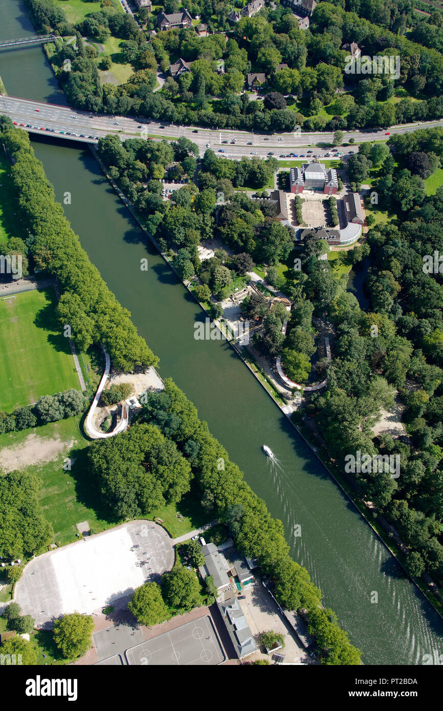 Luftaufnahme, Luftbild, Emscher Kunst, verführerische Federn zum Ruhm, Tobias Rehberger, Oberhausen, Burg, Rhein-Herne-Kanal, Oberhausen, Ruhrgebiet, Nordrhein-Westfalen, Deutschland, Europa, Stockfoto