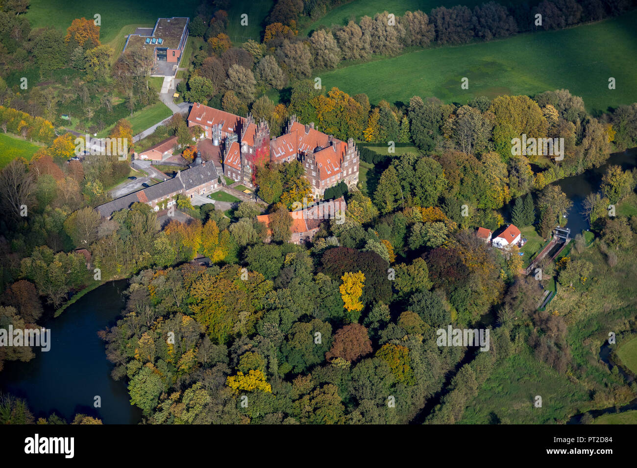 Schloss Heessen Internat Heessen Hamm Ruhrgebiet Nordrhein Westfalen Deutschland Stockfotografie Alamy