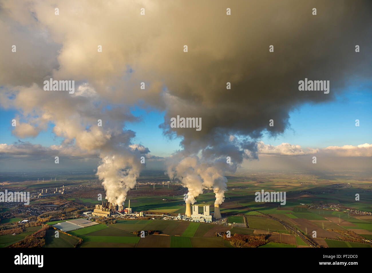 Braunkohlekraftwerk, RWE Power AG Kraftwerk Neurath, BoA 2&3, BoA 2 u 3, Bergheim, Rheinland, Nordrhein-Westfalen, Deutschland Stockfoto