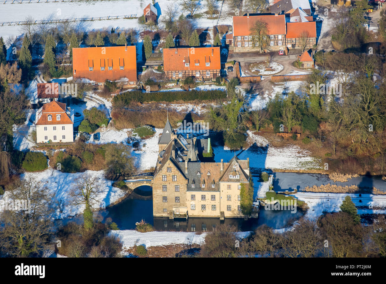 Schloss Höllinghofen im Winter, Arnsberg, Neheim-Hüsten, Sauerland, Nordrhein-Westfalen, Deutschland Stockfoto