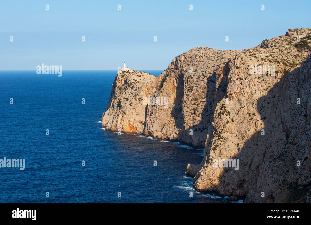 Spanien, Balearen, Mallorca, Pollenca, Formentor Halbinsel Cap de Formentower, Wanderweg zur Cala Murta, Blick auf Cap Formentor Stockfoto