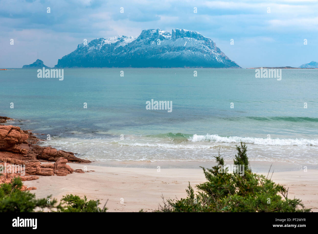 Schnee auf die Insel Tavolara, Olbia Tempio Provinz, Sardinien, Italien, Europa, Stockfoto