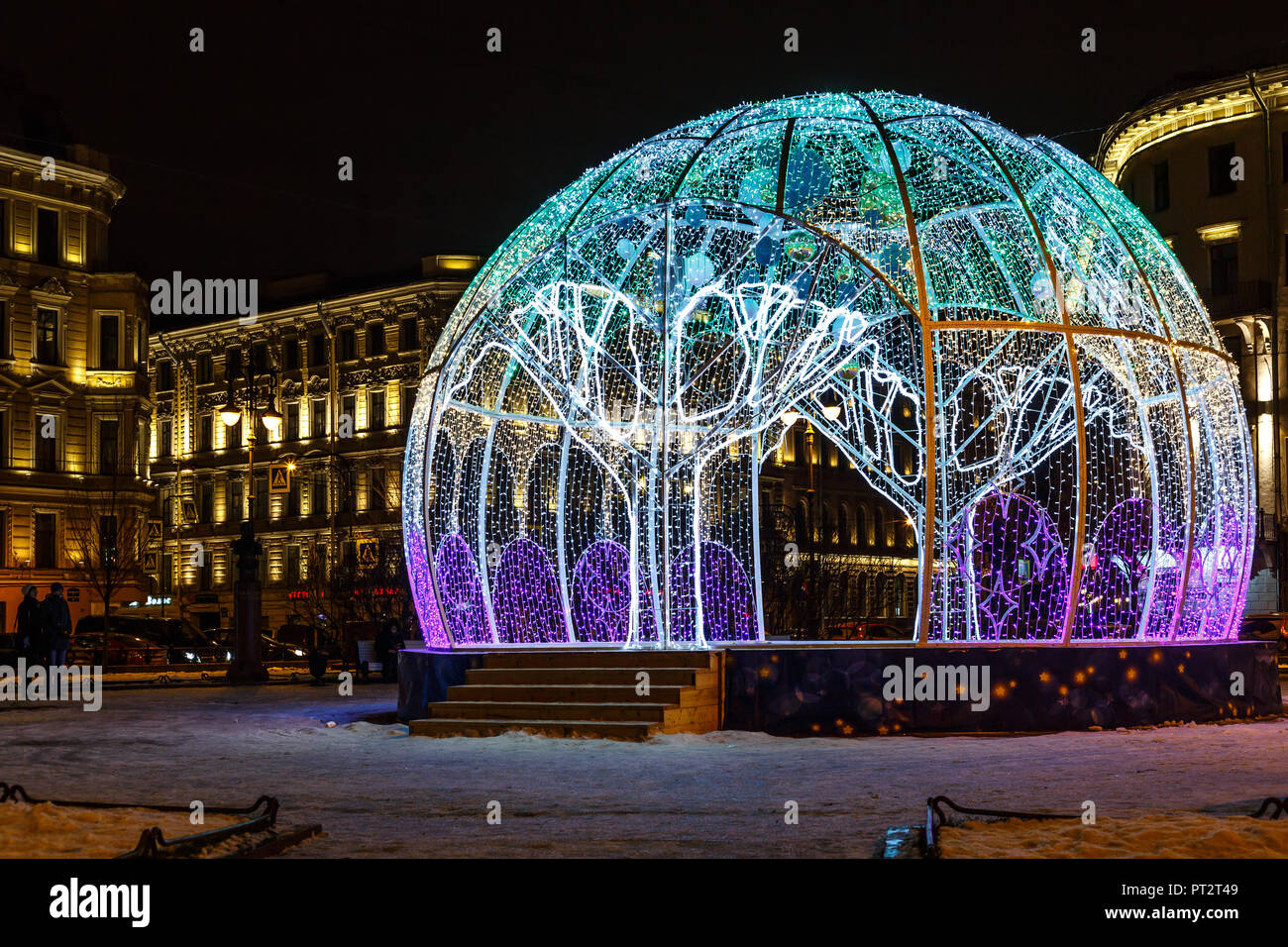 Russia st petersburg decoration new Fotos und Bildmaterial in hoher