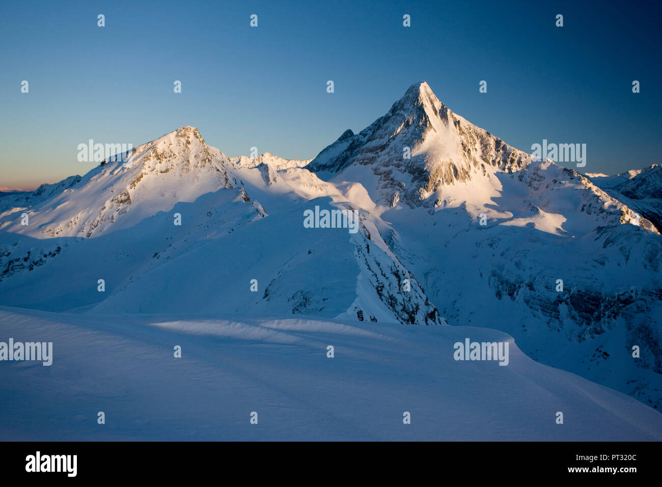 Ansicht des Brandberger Kolm Peak aus dem Westen, Zillertaler Alpen, Tirol, Österreich Stockfoto