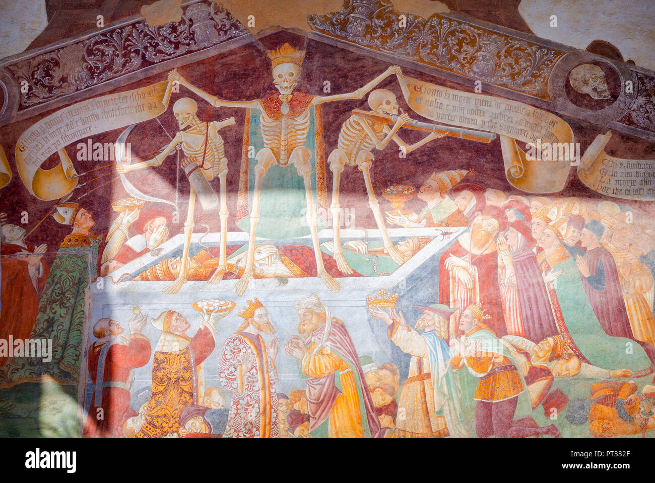 Malerei in der Altstadt von Clusone, Val Seriana, Provinz Bergamo, Lombardei, Italien "trionfo Della Morte (Triumph des Todes), Stockfoto