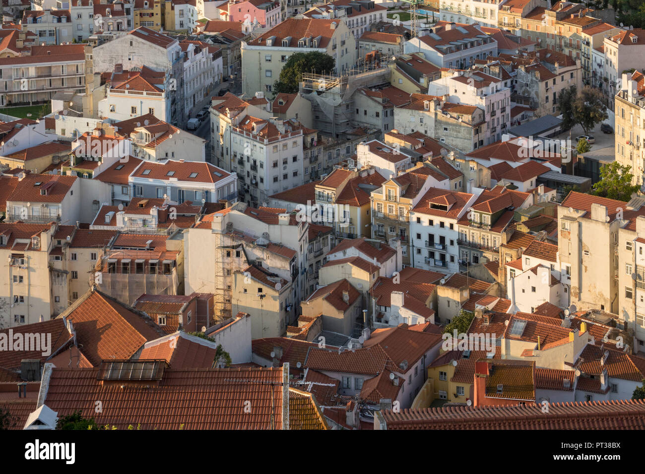 Portugal, Lissabon, Übersicht Innere Stadt Fassaden und Dächer fom das Castelo de São Jorge Stockfoto