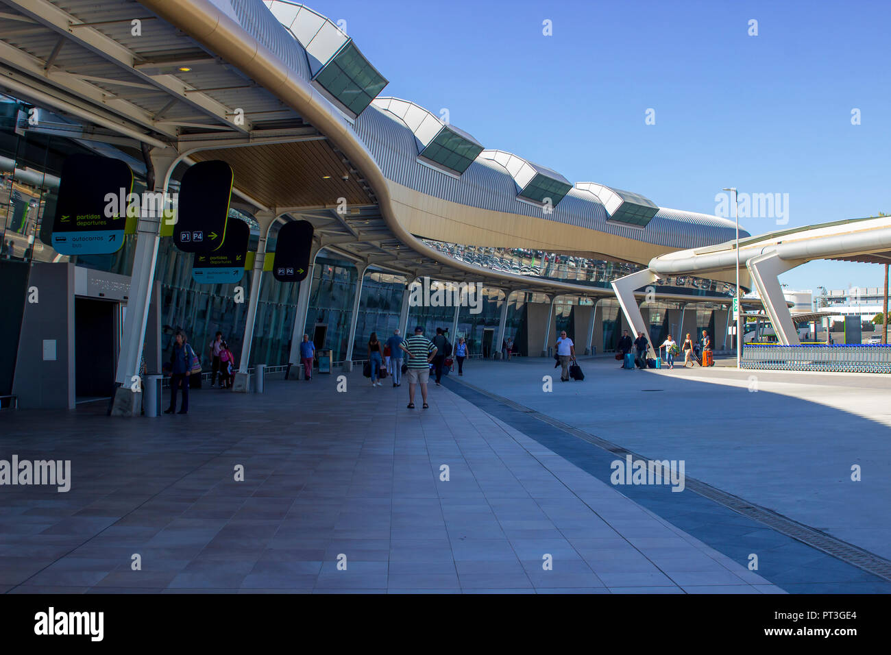 Flughafen faro -Fotos und -Bildmaterial in hoher Auflösung – Alamy
