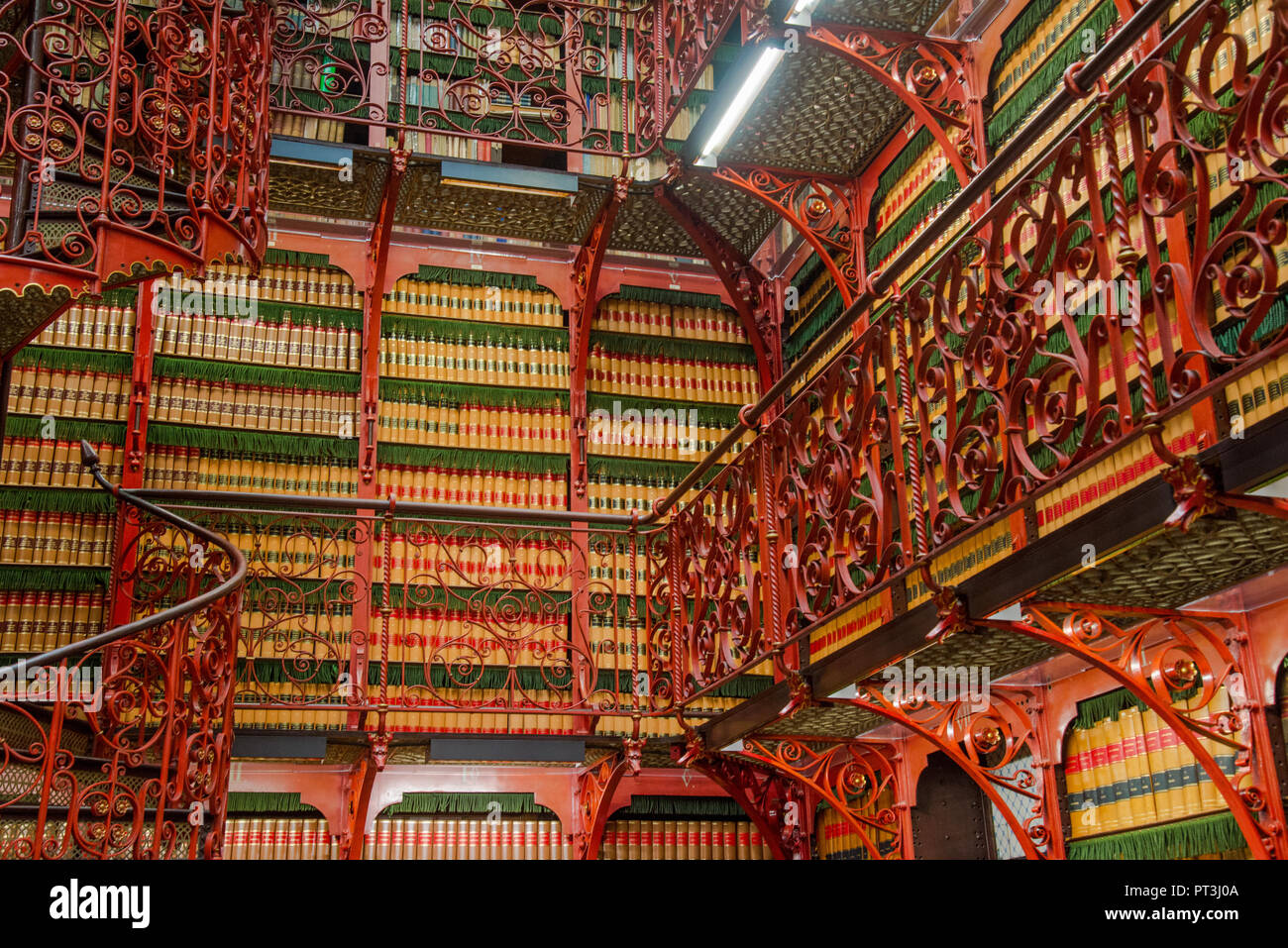 Berühmte Bibliothek mit chinesischen Einfluss in handelingskamer im Parlamentsgebäude in Den Haag, Hollandw Stockfoto