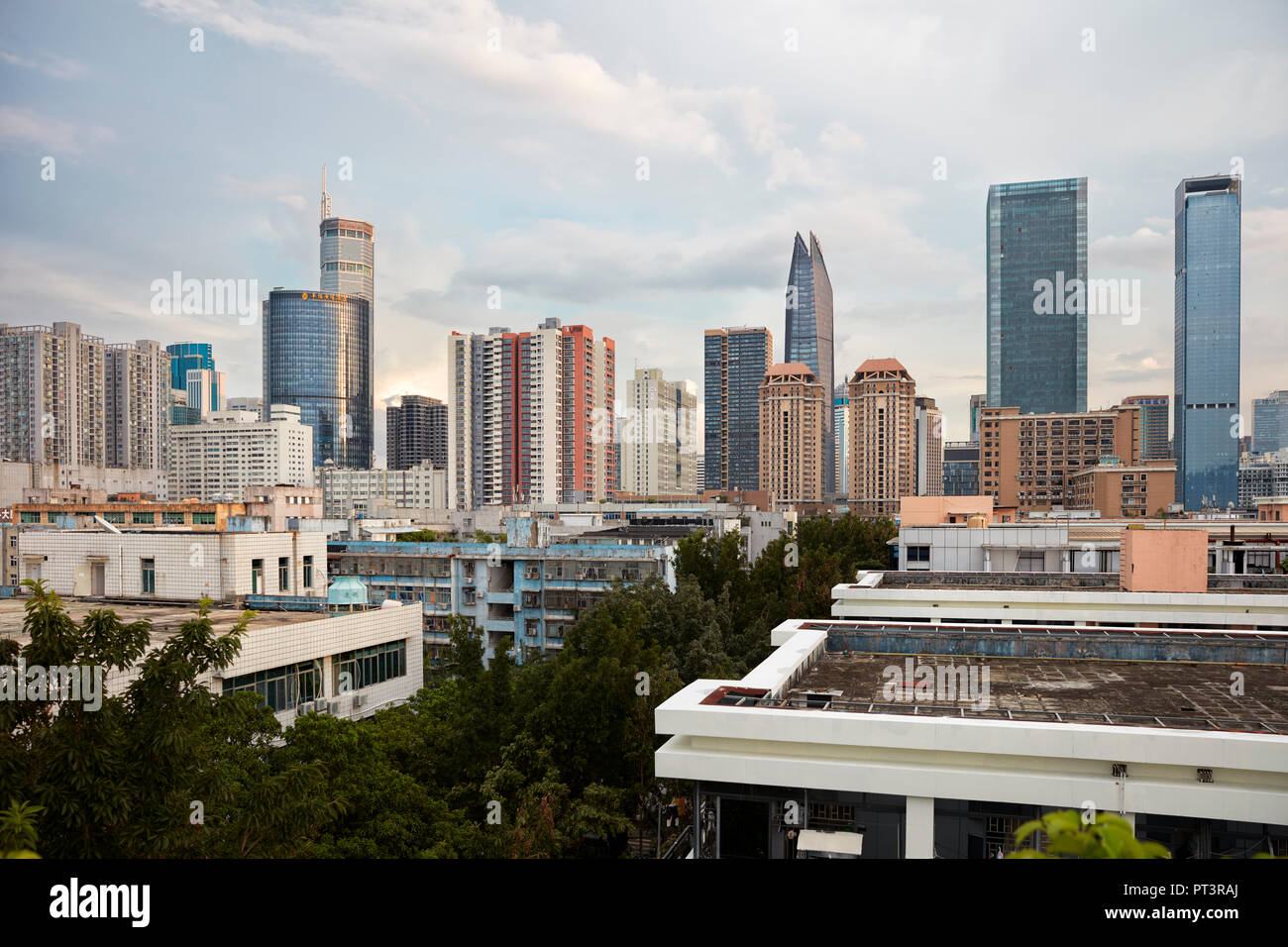 Hochhäuser in Futian District. Shenzhen, Guangdong Province, China. Stockfoto