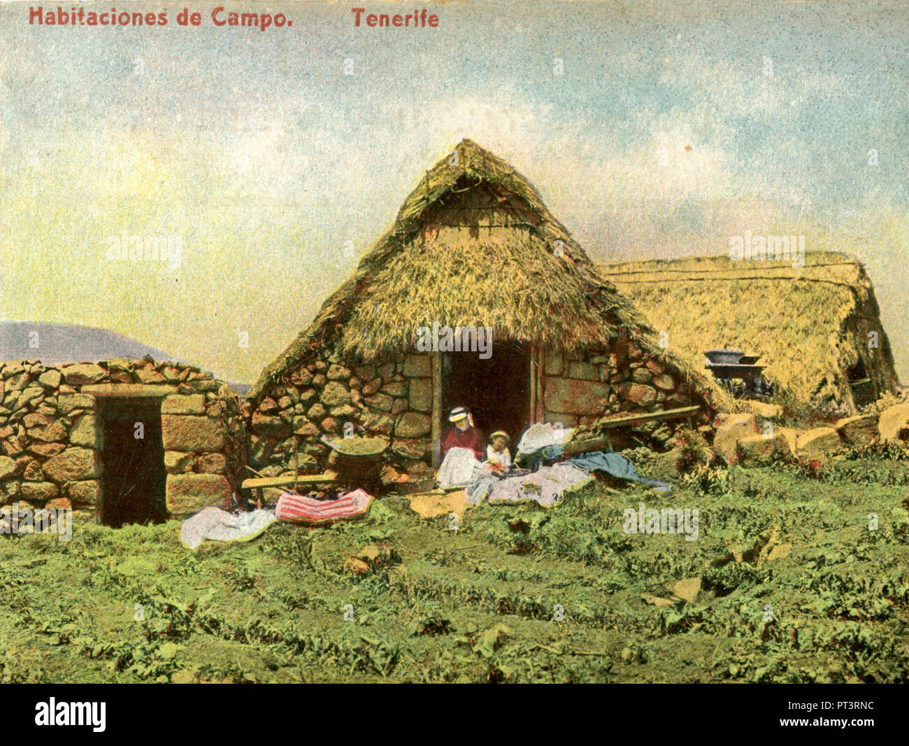 Teneriffa: einfache Steinhäuser in der Landschaft (Teneriffa: Habitaciones de Campo), Stockfoto