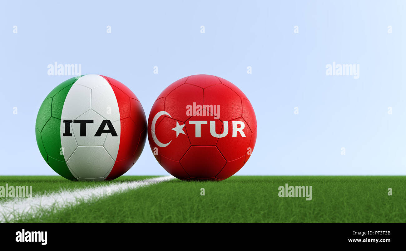 Die Türkei gegen Italien Fußball Match - Fußball-Kugeln in der Türkei und  in Italien die nationalen Farben auf einem Fußballfeld. Kopieren Sie Platz  auf der rechten Seite - 3D-Rendering Stockfotografie - Alamy