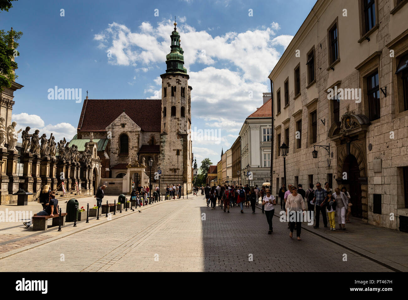 Europa, Polen, Kleinpolen, Krakau, Grodzka Straße - St. Peter und Paul Kirche Stockfoto