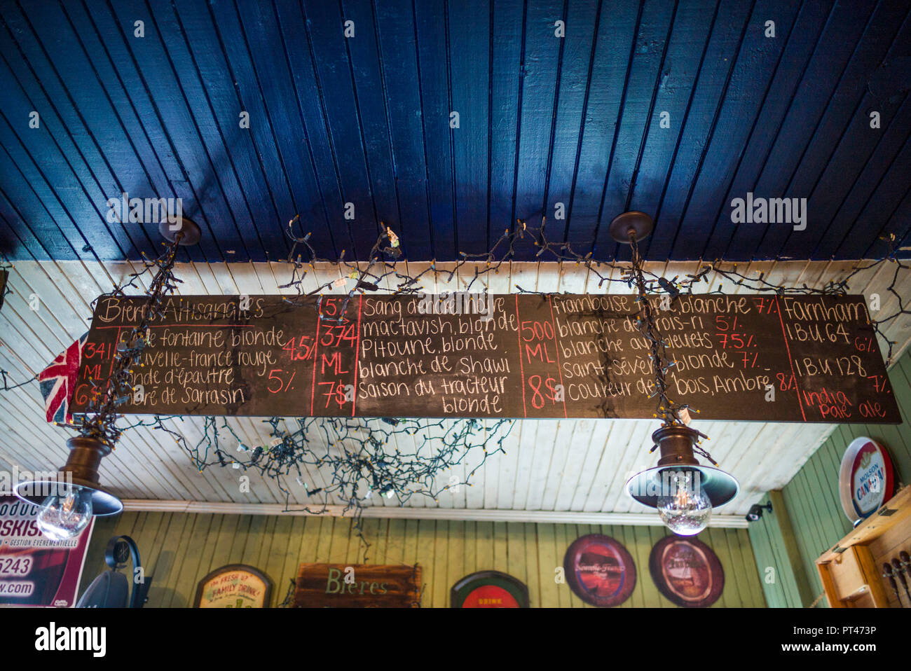 Kanada, Quebec, Mauricie Region, Maskinonge, Magasin Allgemeine Le Brun, antike General Store, Bar Menü Stockfoto