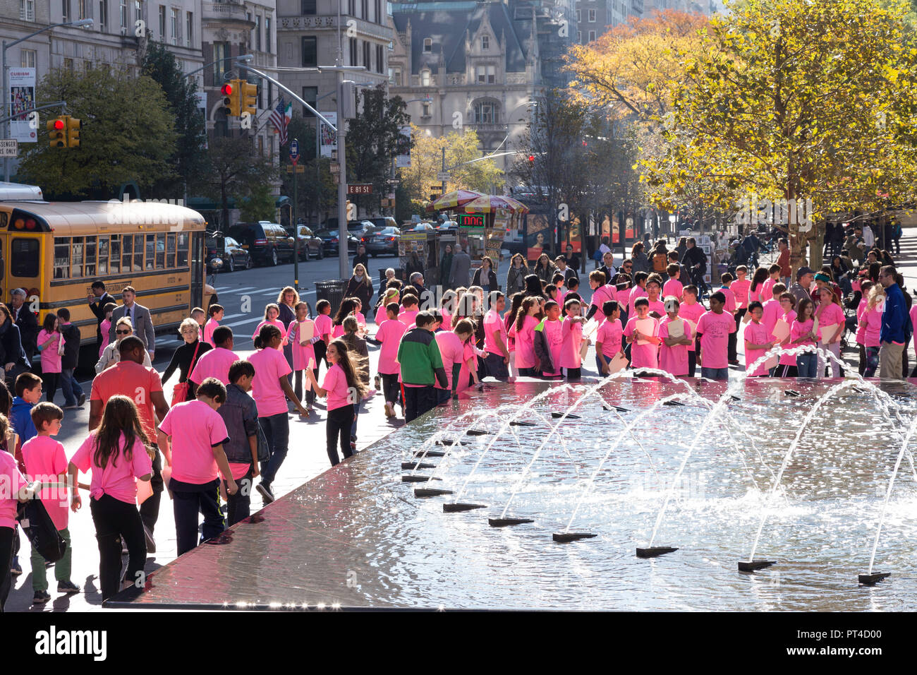 Klassenfahrt nach dem Metropolitan Museum der Kunst in New York, USA Stockfoto