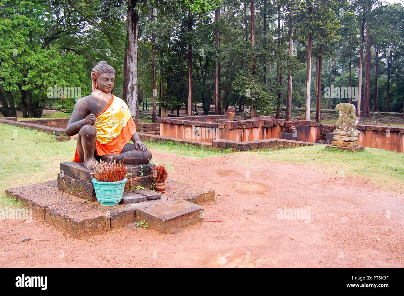 Buddha Statue im Tempel von Angkor Wat in Canbodia Stockfoto