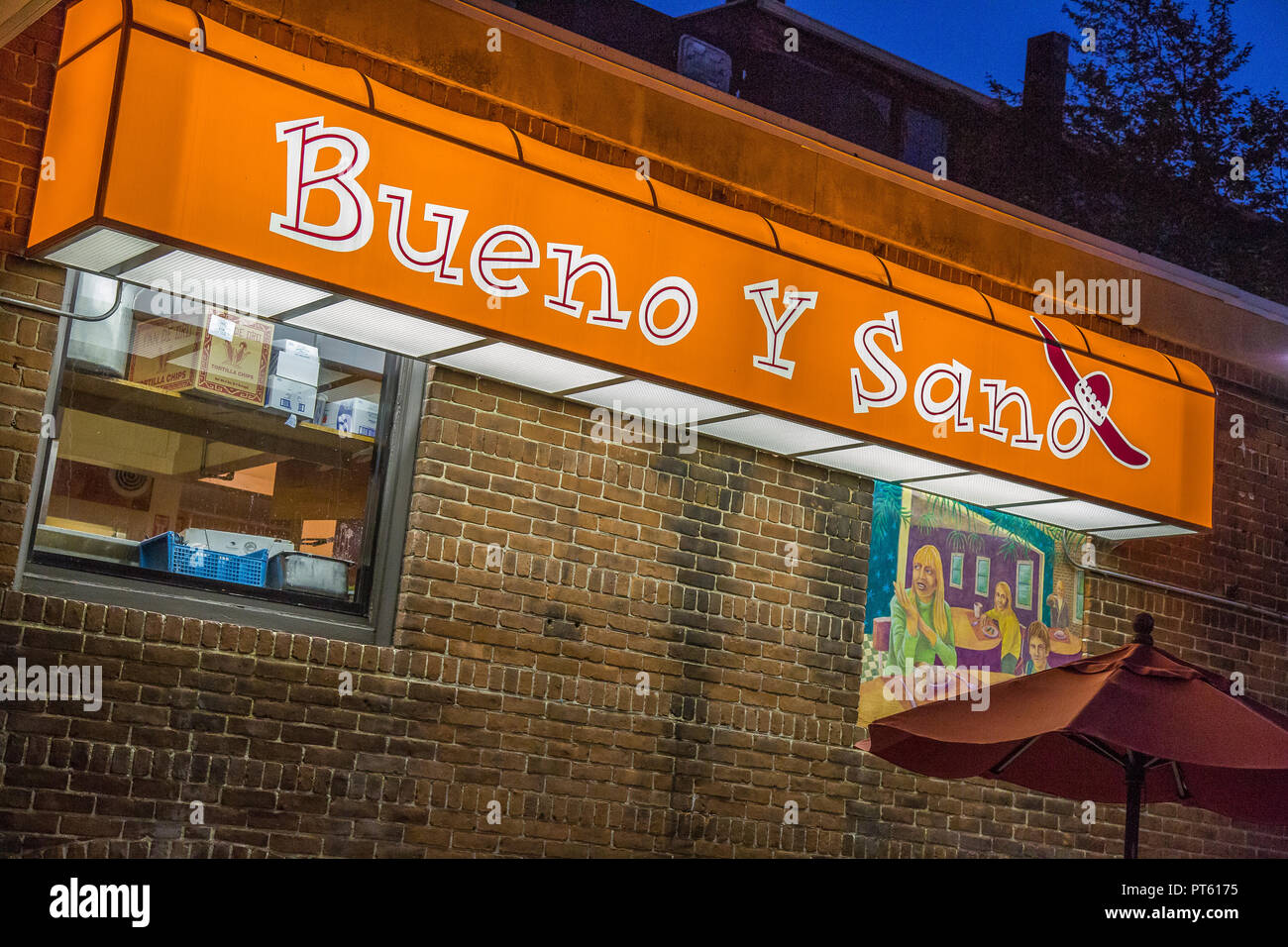 Bueno Y Sano Restaurant in Amherst. MA Stockfoto