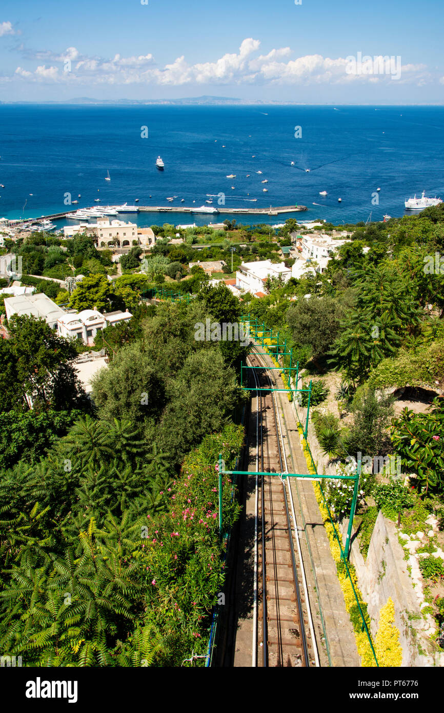 Blick von der Insel Capri, den Hafen und das Meer Stockfoto