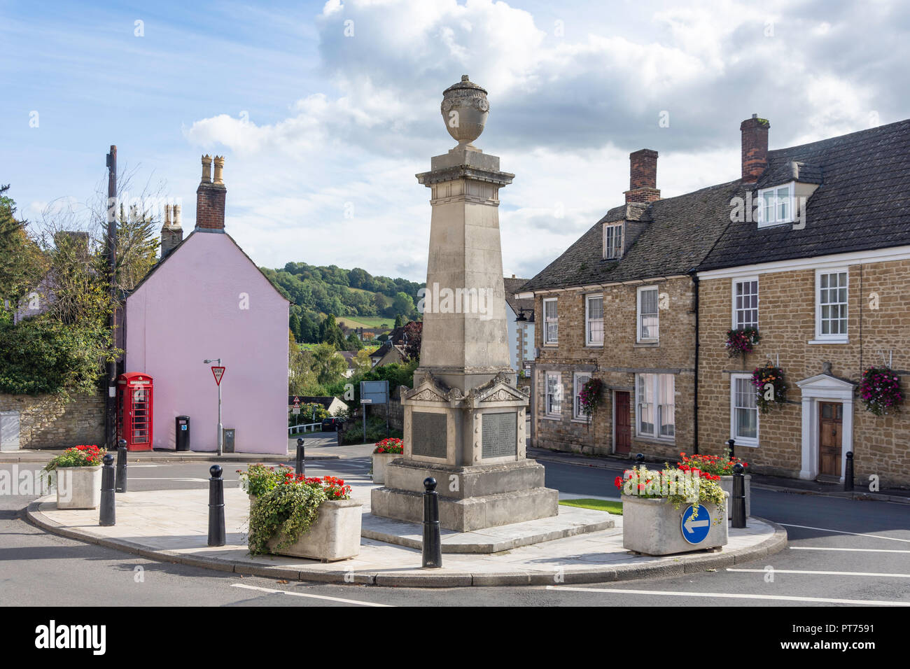 War Memorial, Altstadt, Wotton-under-Edge, Gloucestershire, England, Vereinigtes Königreich Stockfoto