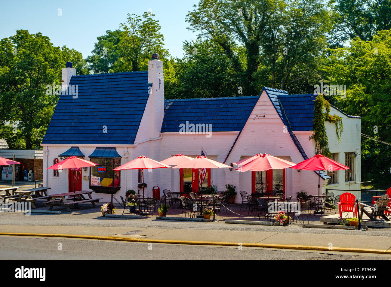 Reine isst American Restaurant, 107 North Main Street, Lexington, Virginia Stockfoto