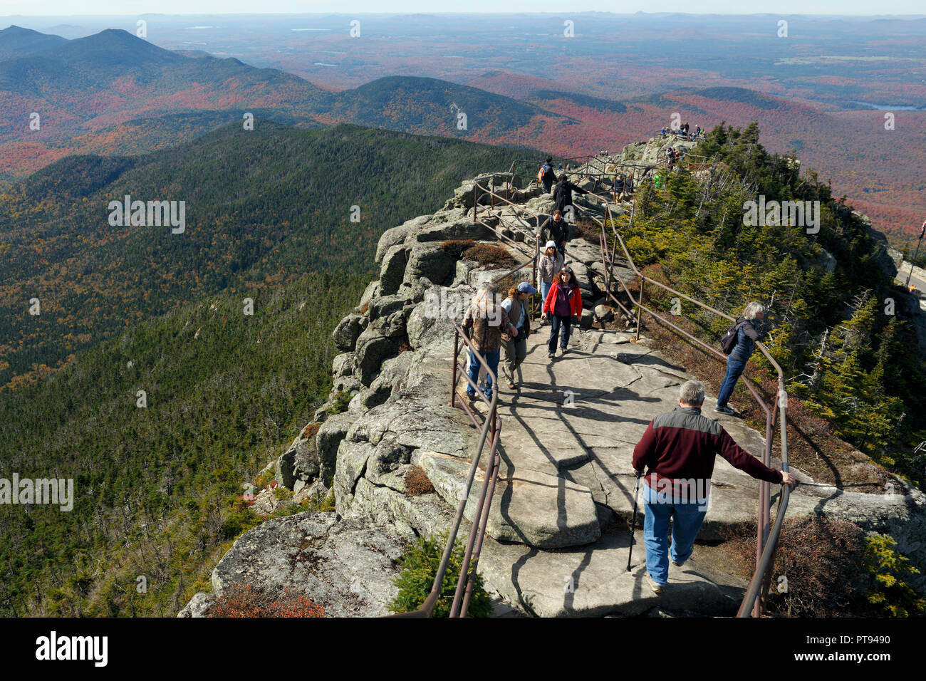 Menschen auf der Summit Trail, Whiteface Mountain, Adirondacks, New York, USA Stockfoto