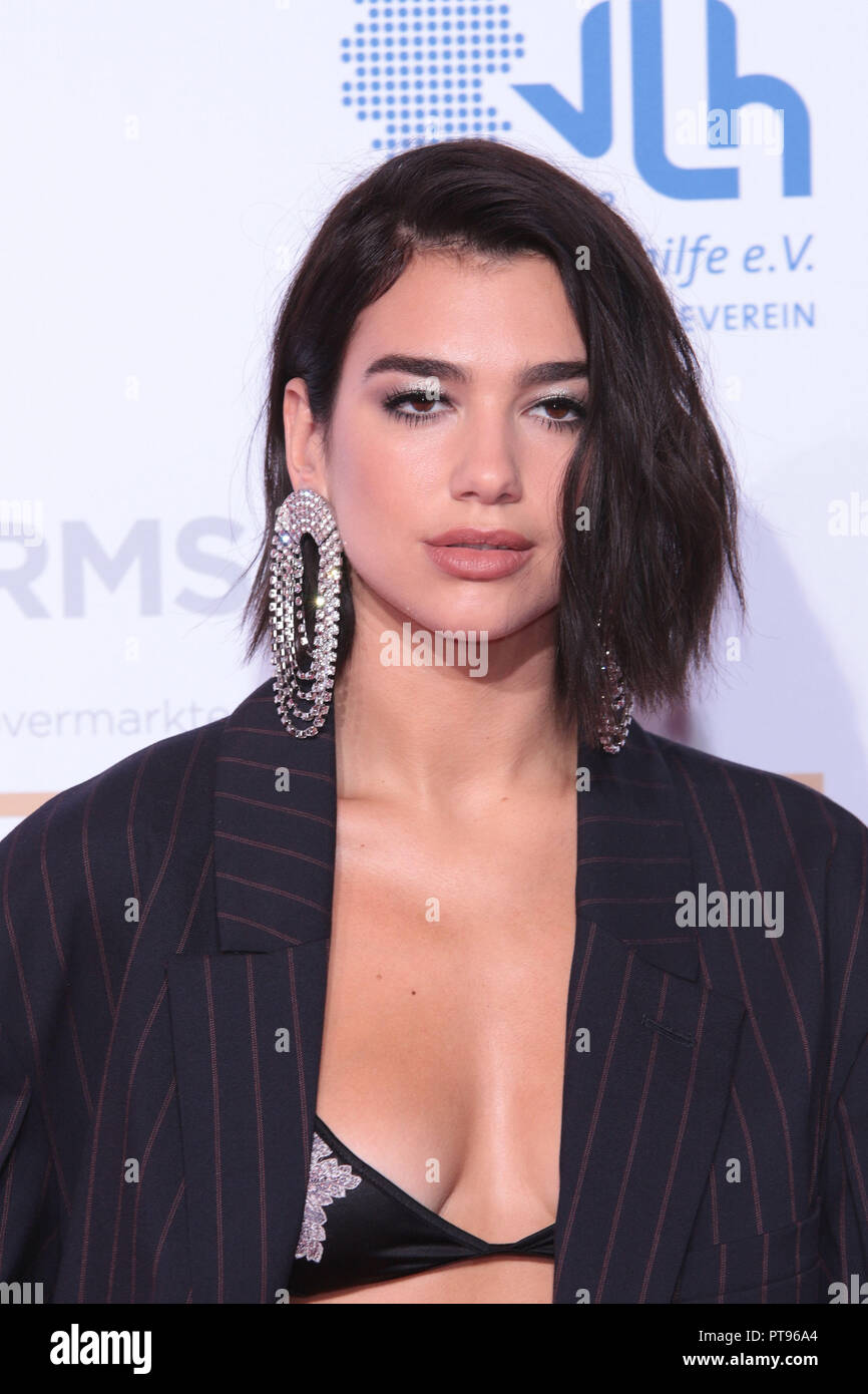 Gäste und VIPs die Teilnahme an der German Radio Award 2018 (Deutscher Radiopreis 2018) Mit: Dua Lipa Wo: Hamburg, Deutschland Wann: 07 Sep 2018 Credit: Becher/WENN.com Stockfoto