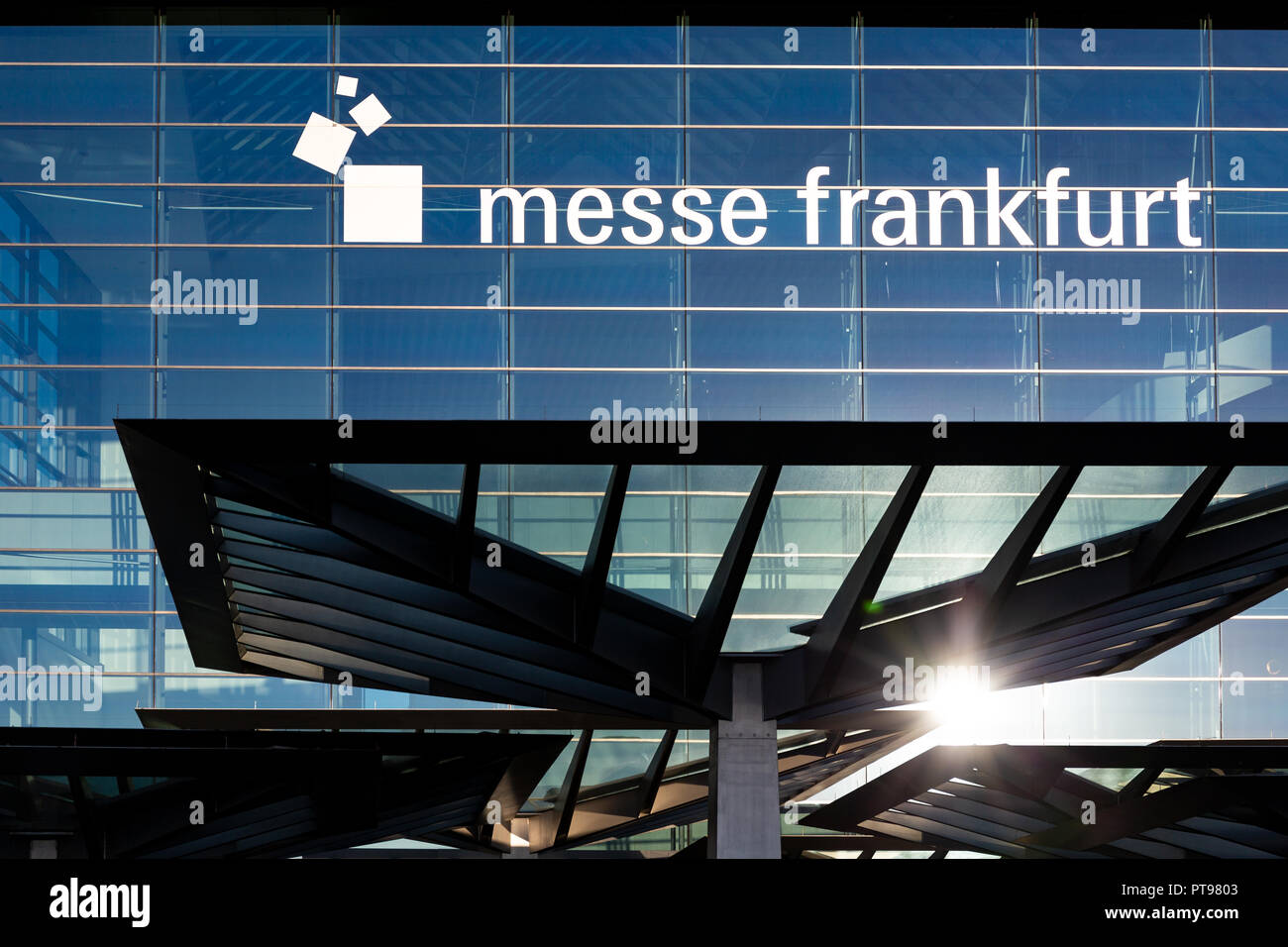 Frankfurt, Deutschland, 5. Oktober. 2018 - Messe Messe Frankfurt, Tor West  Portal Haus Stockfotografie - Alamy