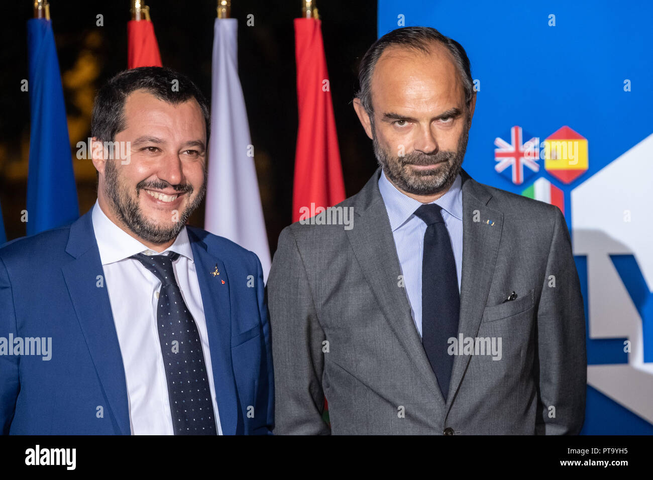 Lyon, Frankreich. 8. Okt 2018. Matéo Salvini Innenminister Italiens und Edouard Philippe französischer Premierminister und Minister des Innern unter Rhone Präfektur G6 Treffen in Lyon, Frankreich Quelle: FRANCK CHAPOLARD/Alamy leben Nachrichten Stockfoto