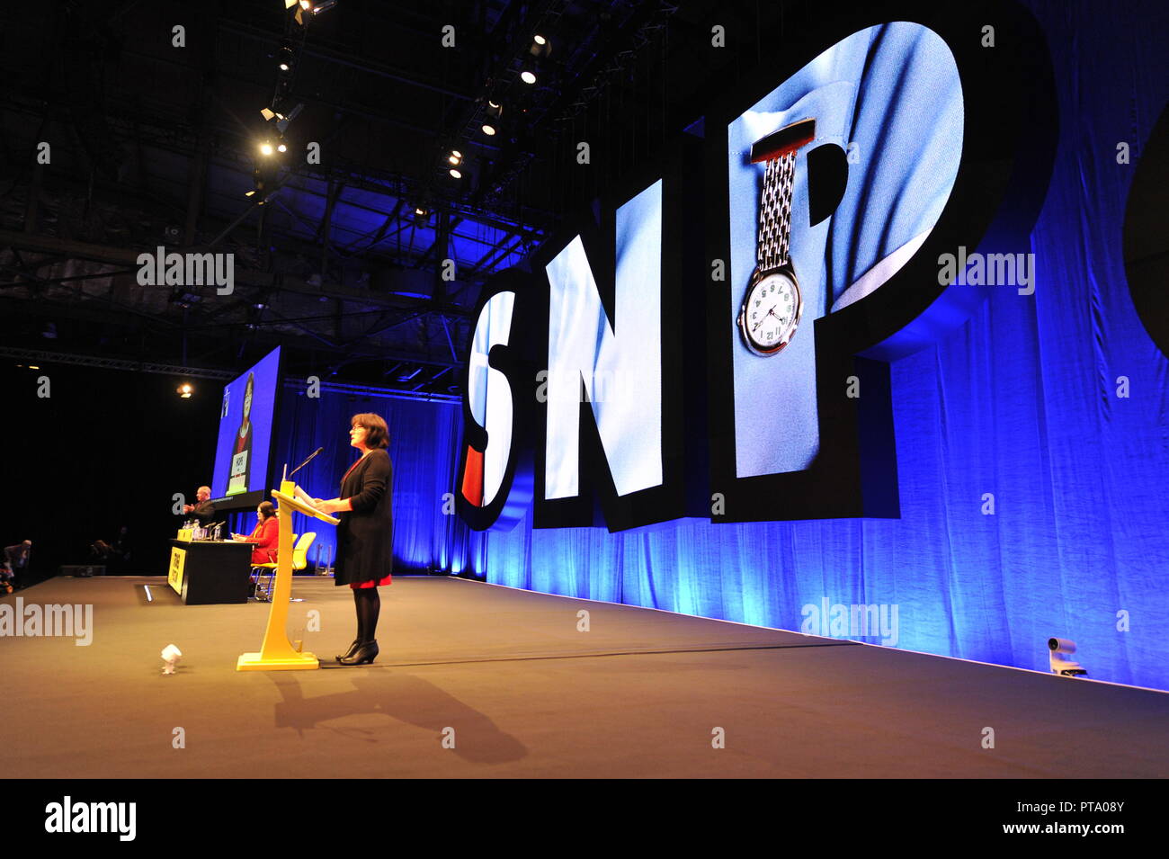 Glasgow, UK. 8. Okt 2018. Jeanne Freeman MSP-Kabinett Staatssekretär für Gesundheit und Sport am 2018 SNP Jahreskonferenz SECC Glasgow. Credit: Colin Fisher/Alamy leben Nachrichten Stockfoto