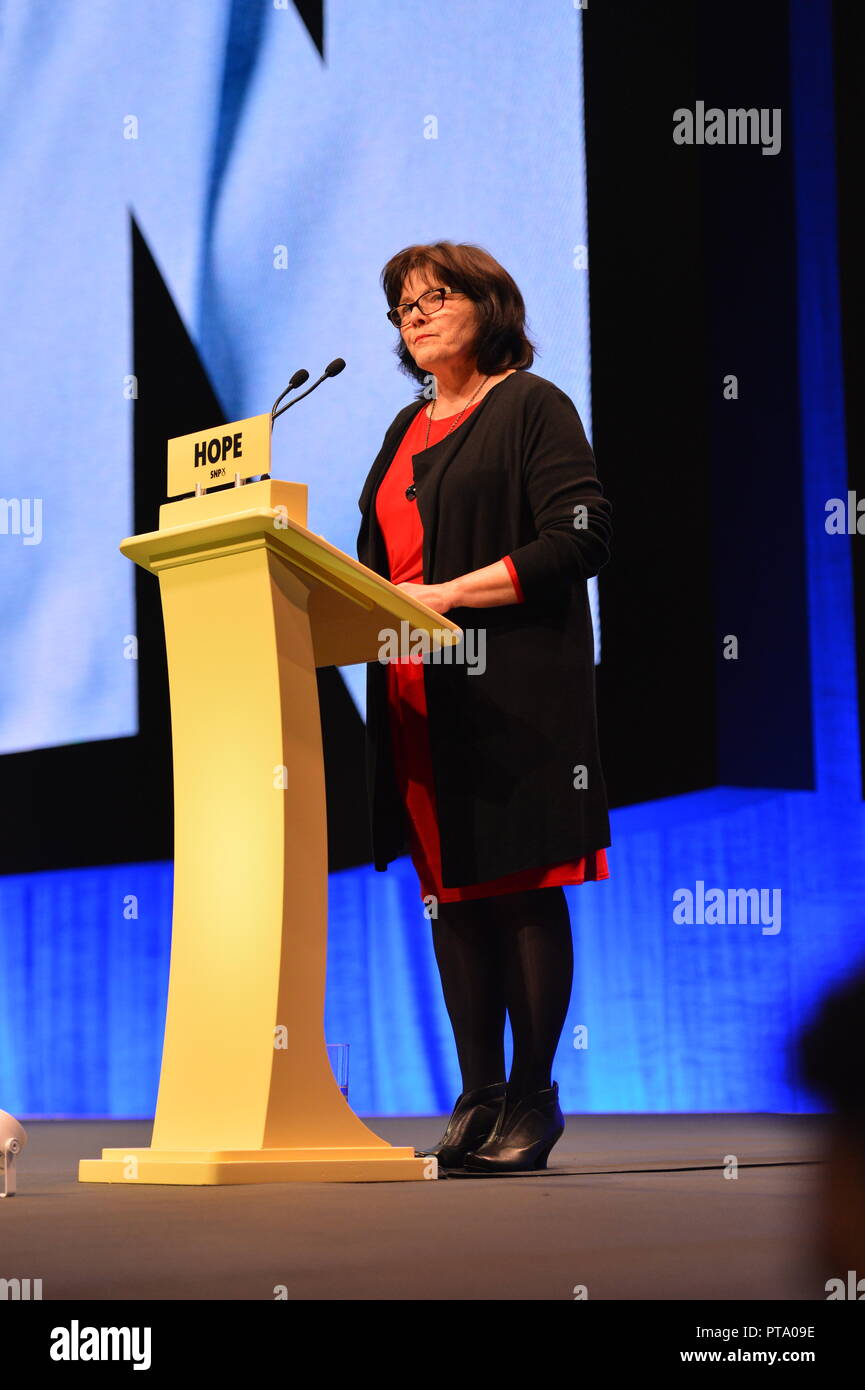 Glasgow, UK. 8. Okt 2018. Jeanne Freeman MSP-Kabinett Staatssekretär für Gesundheit und Sport am 2018 SNP Jahreskonferenz SECC Glasgow. Credit: Colin Fisher/Alamy leben Nachrichten Stockfoto