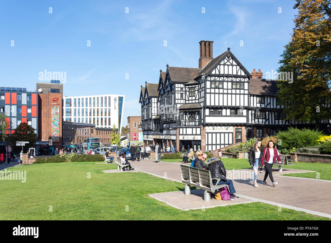 Trinity Street Gardens, Coventry, West Midlands, England, Vereinigtes Königreich Stockfoto