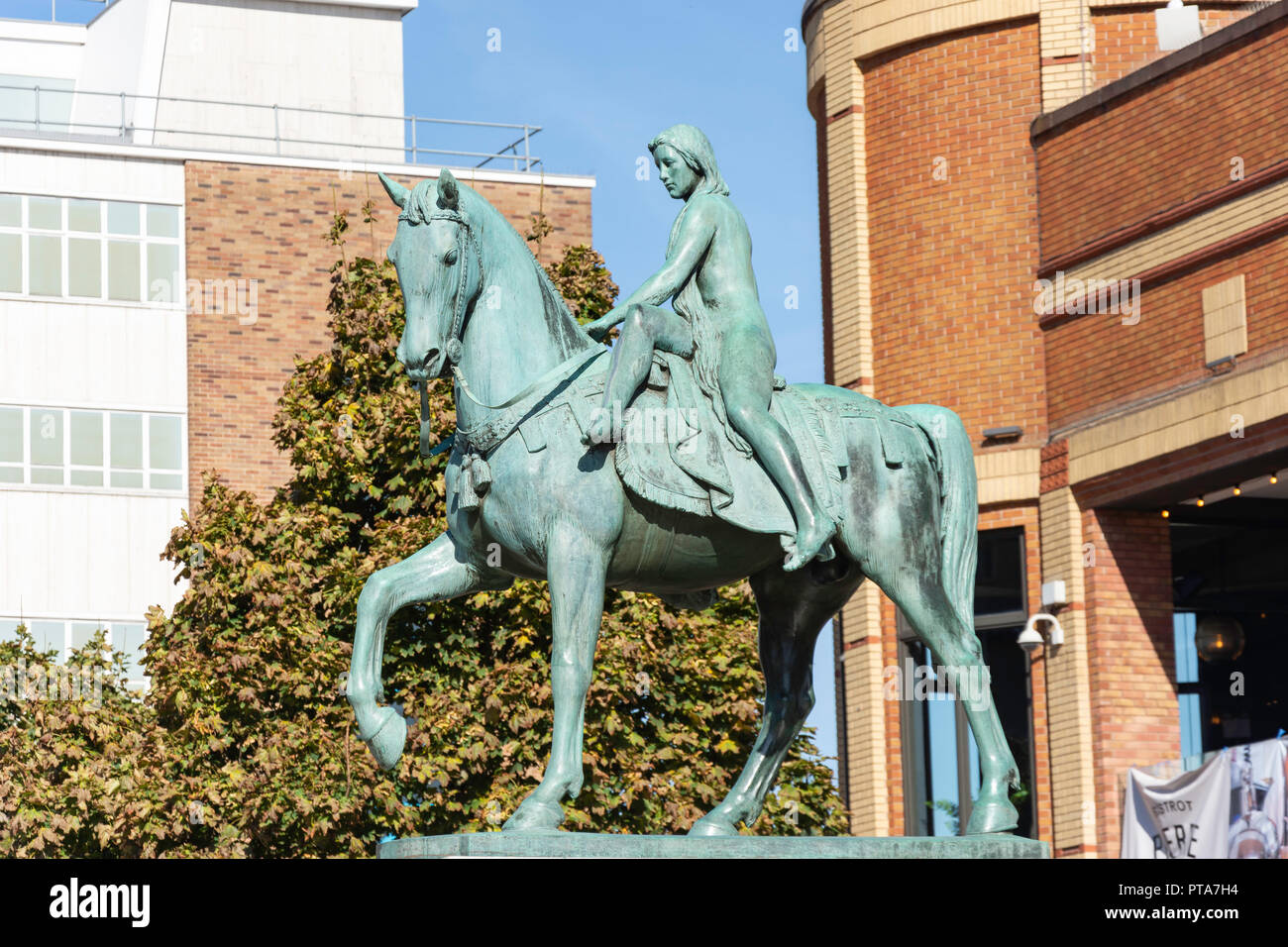Lady Godiva Statue auf Fußgängerzone Broadgate Plaza, Coventry, West Midlands, England, Vereinigtes Königreich Stockfoto