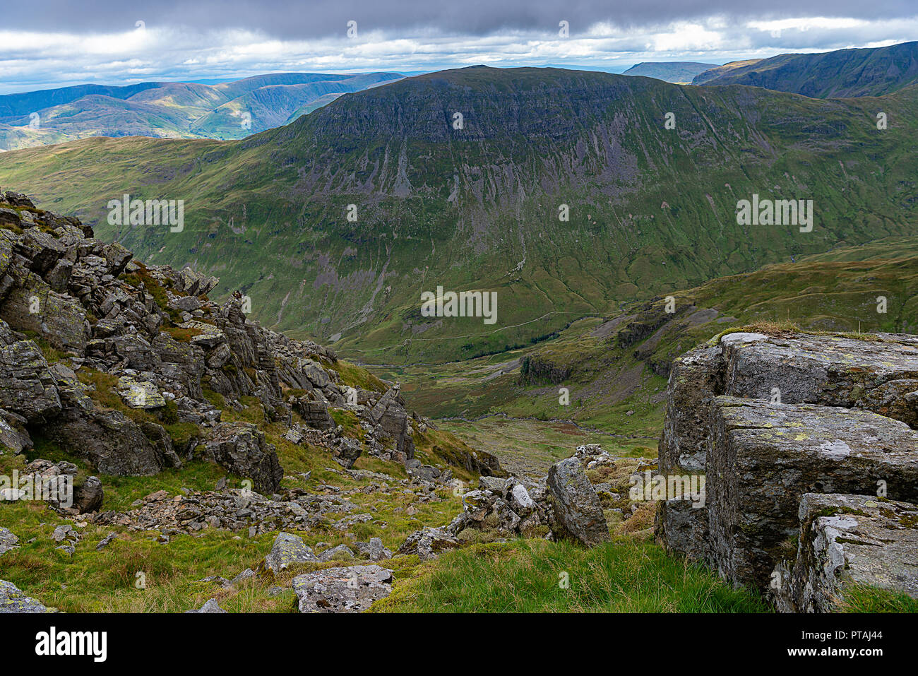 Blick auf St. Sunday Crag von Schreitenden Kante. Stockfoto