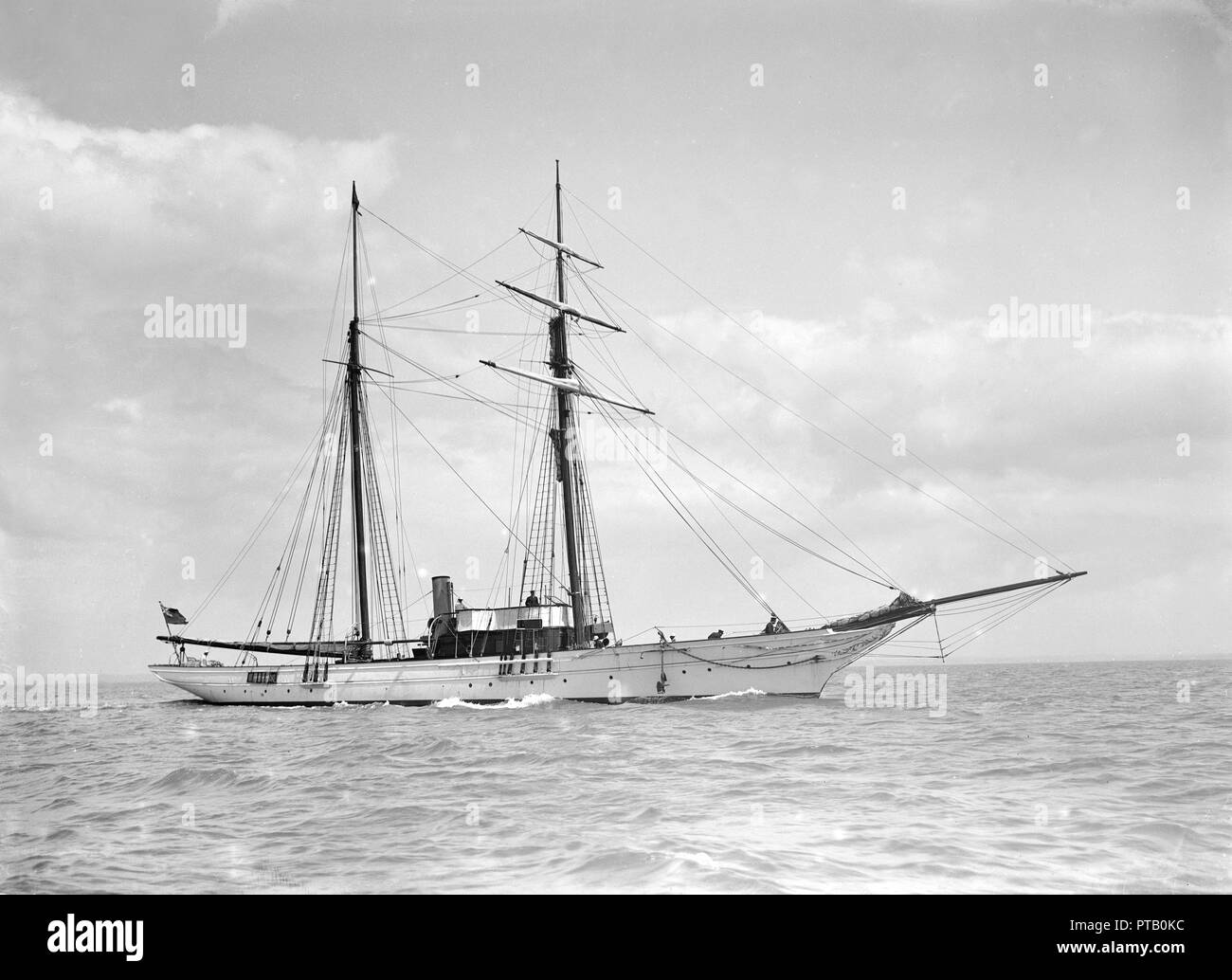 Die Segelyacht ea Belle", 1911. Schöpfer: Kirk & Söhne von Cowes. Stockfoto