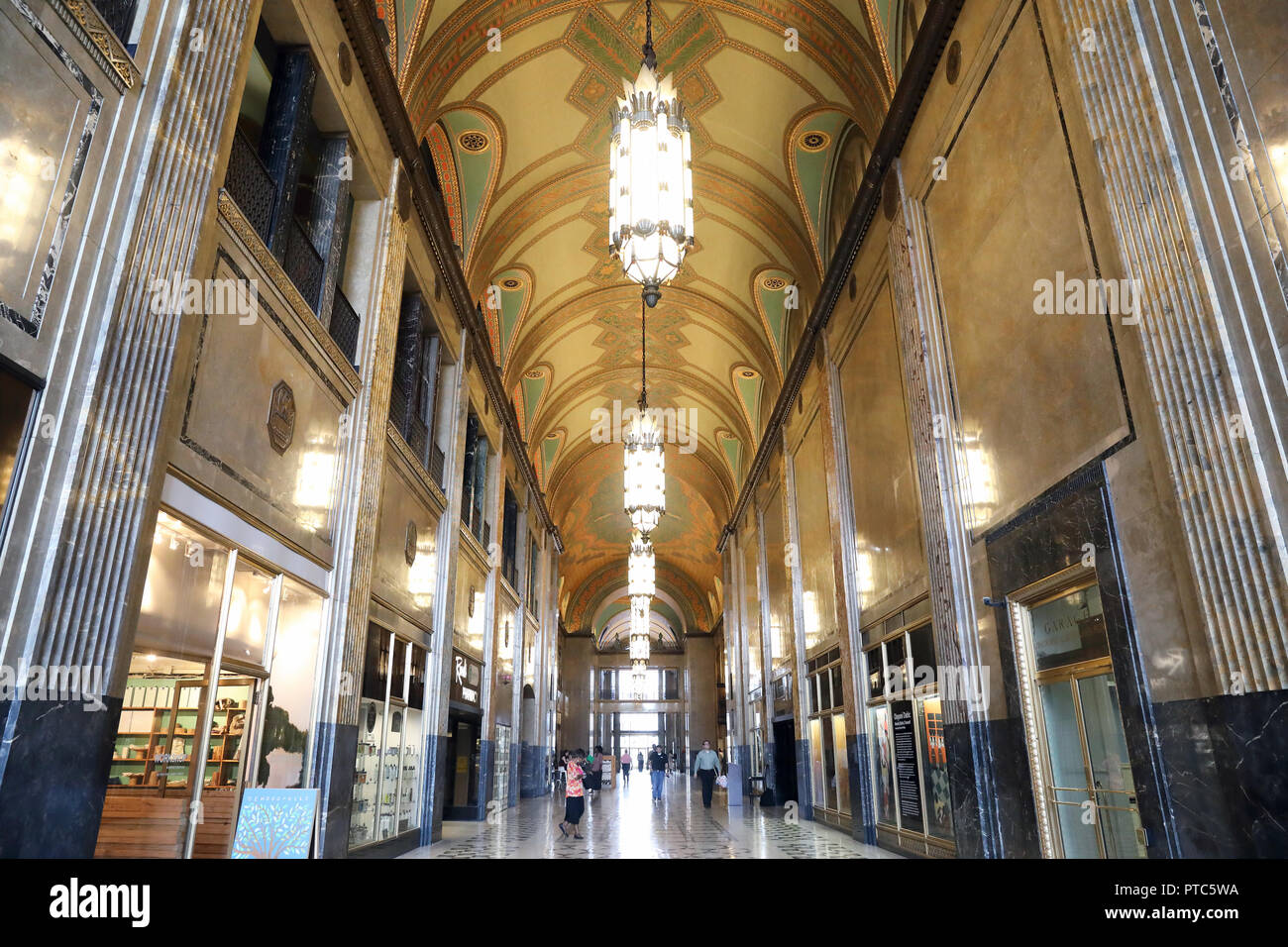 Die berühmten Art déco-Wolkenkratzer, die Fisher Building, von Albert Khan im Jahr 1928, im Zentrum von Detroit, Michigan, USA Stockfoto