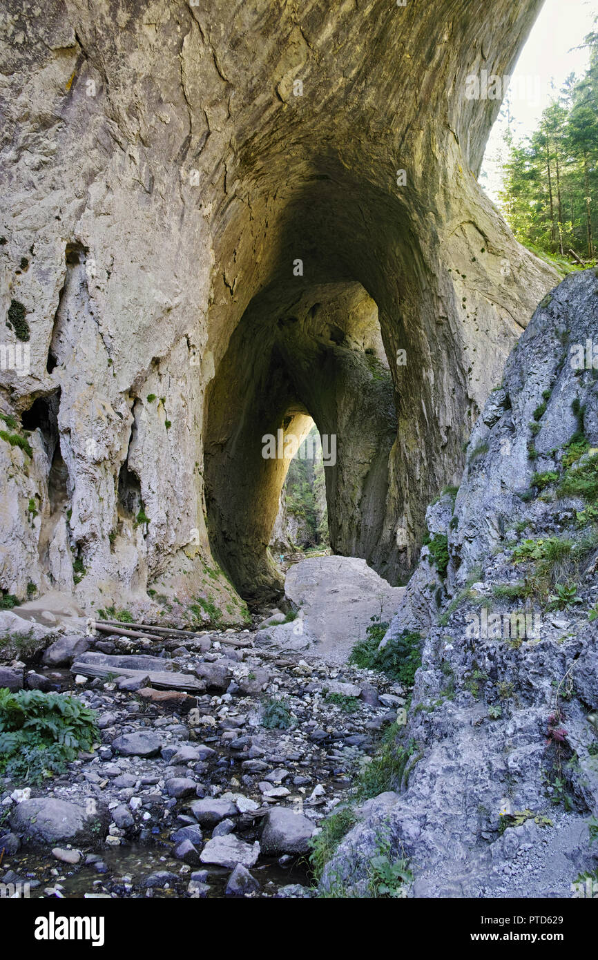 Erstaunliche Landschaft zu wunderschönen Brücken (Bridges), Rhodopen Gebirge, Region Plovdiv, Bulgarien Stockfoto