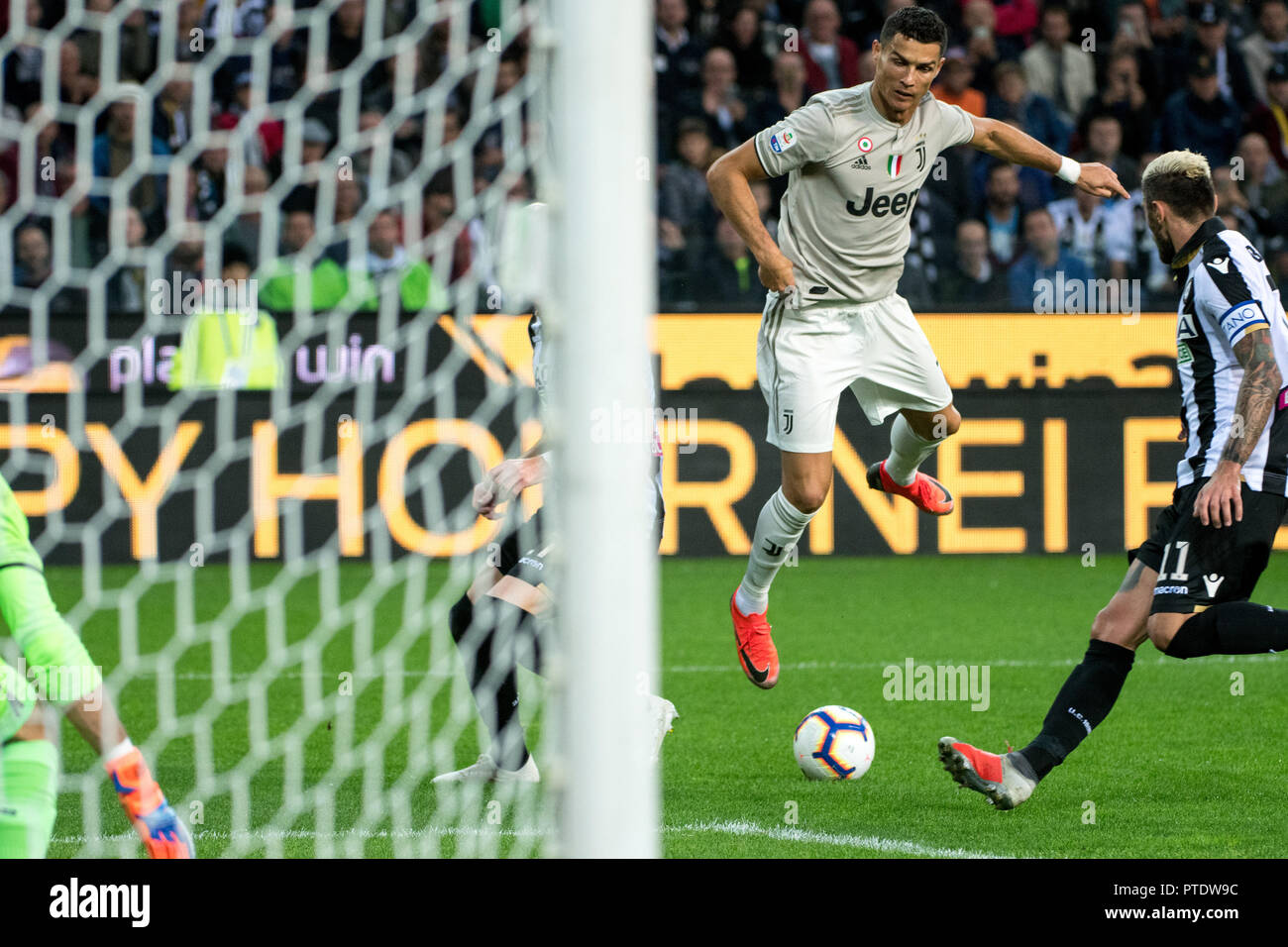 Udine DaciaArena Udinese-Juventus 06102018 Stockfoto