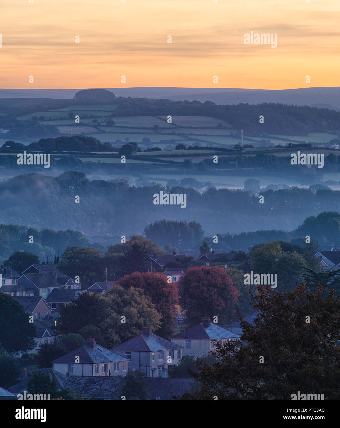 Sonnenaufgang über dem Plymstock und Plymouth Stockfoto