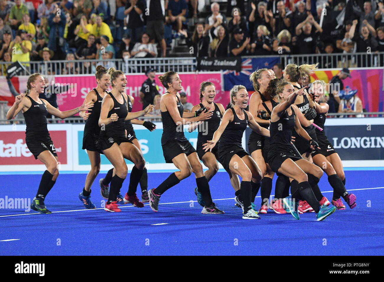 Die 2018 Commonwealth Games Gold Coast England vs NZL Mädchen Hockey England heraus Absturz auf Sanktionen Bild Jeremy Selwyn Stockfoto