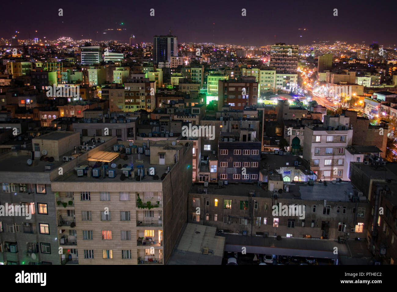 Ein Blick auf Teheran, Iran, bei Nacht Stockfoto