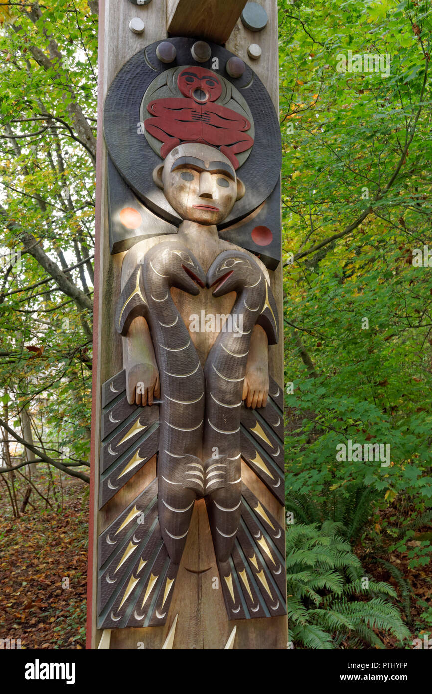 Nahaufnahme einer Musqueam ersten Nation Haus post Carving im Museum für Anthropologie, Universität von British Columbia, Vancouver, BC, Kanada Stockfoto