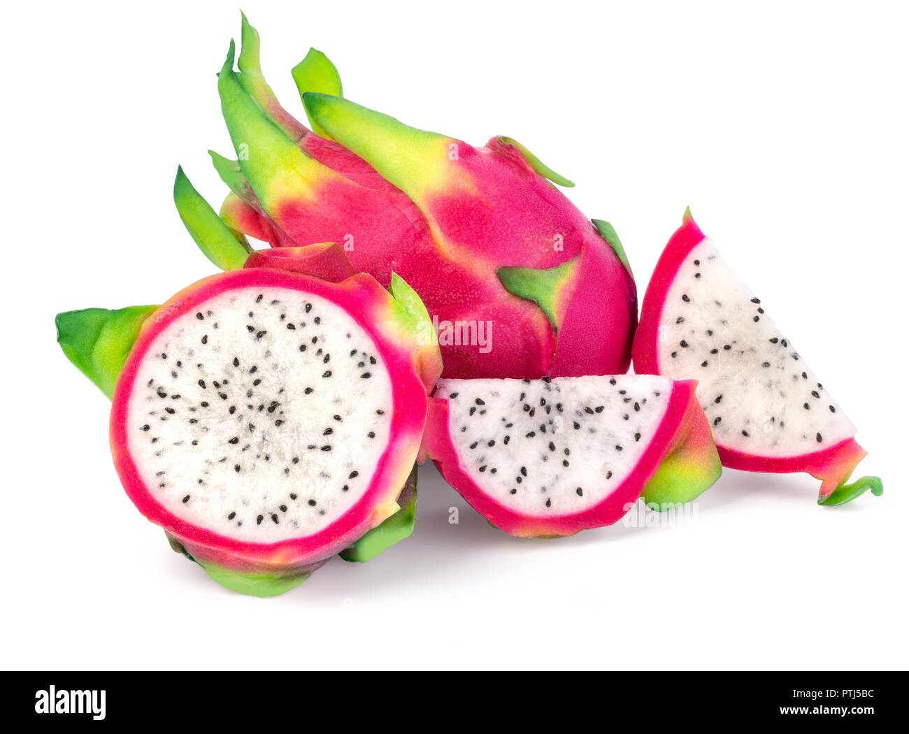 Dragon Obst oder pitahaya auf weißem Hintergrund mit Freistellungspfad isoliert Stockfoto