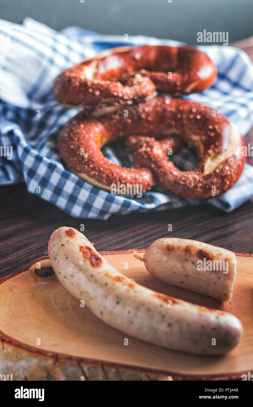 Wei wurst Bier Oktoberfest Fotos Und Bildmaterial In Hoher Aufl sung 