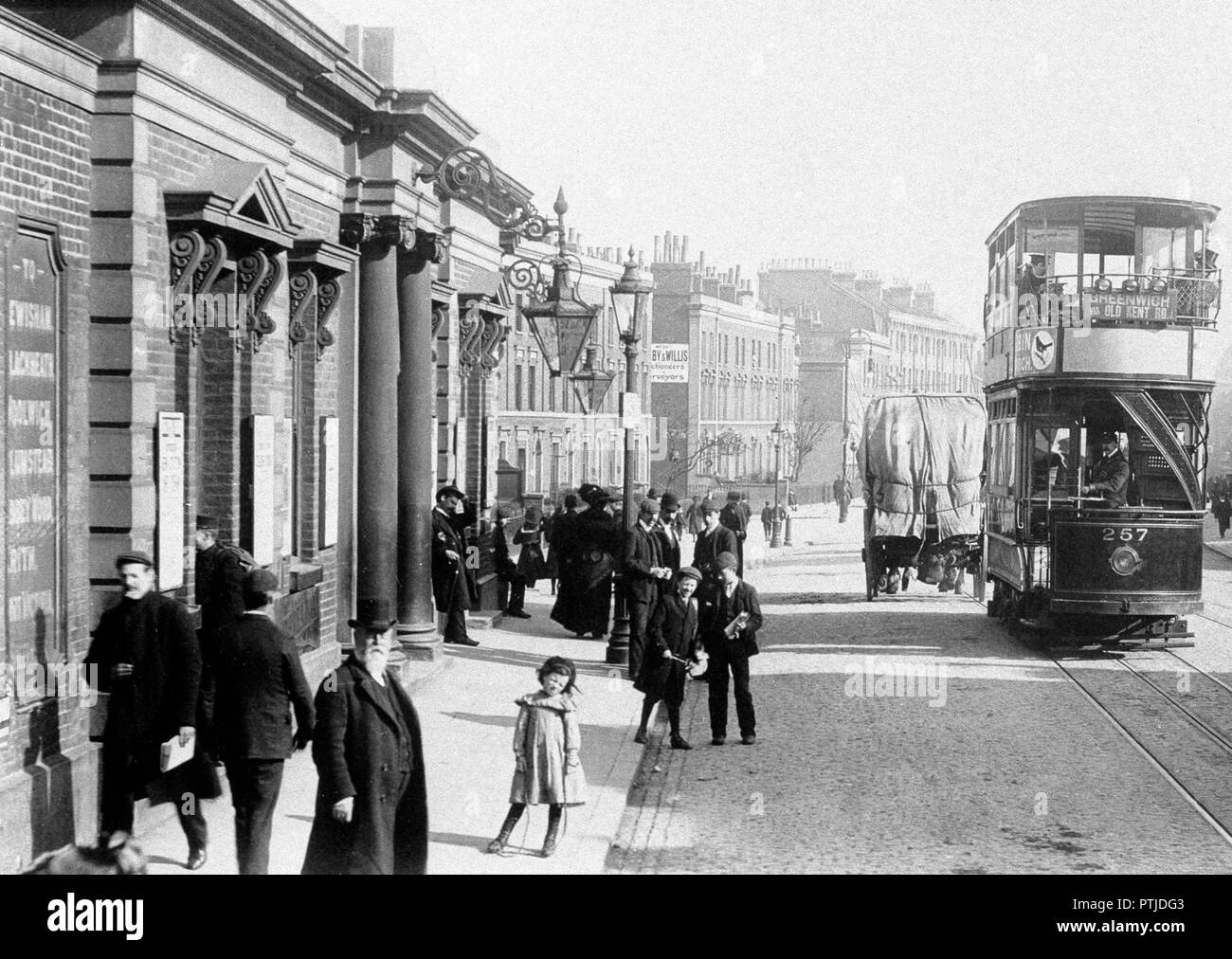 New Cross Road Lewisham, London Anfang der 1900er Jahre Stockfoto