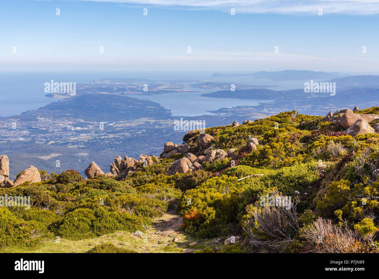 Mount Wellington, Hobart, Australien - 7. Januar 2017: die beeindruckenden Gipfel des Mount Wellington mit Blick auf Hobart und die Südküste Stockfoto