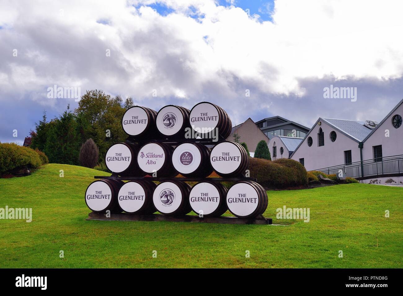 Ballindalloch, Schottland, Vereinigtes Königreich. Die Glenlivit Brennerei in den Highlands von Schottland. Stockfoto