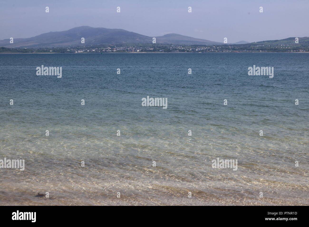 Lough Swilly, die durch County Donegal in Irland, bietet klare und clam Gewässern. Stockfoto