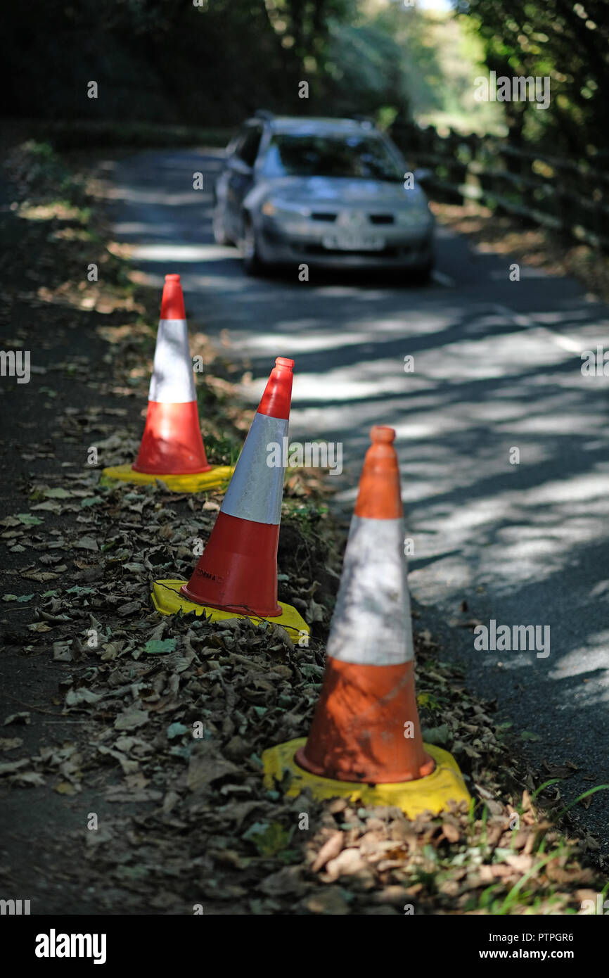 Verkehr Poller an der Seite der Straße. Stockfoto