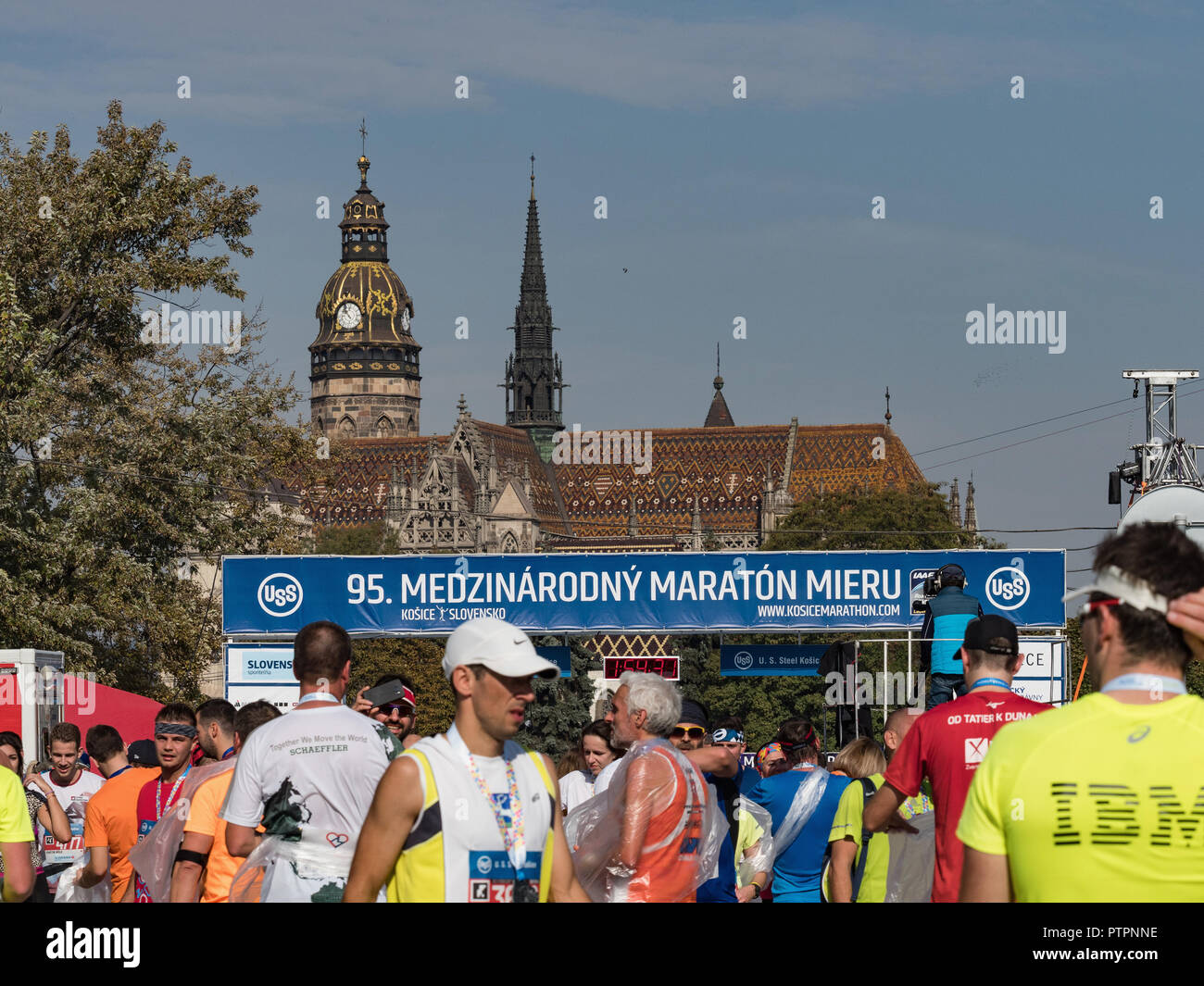 KOSICE, Slowakei - 6. Oktober 2018. 95 Mezinarodni Maraton Mieru, 95 MMM 2018 Kosice. 95 International Marathon des Friedens Kosice, Slowakei Stockfoto